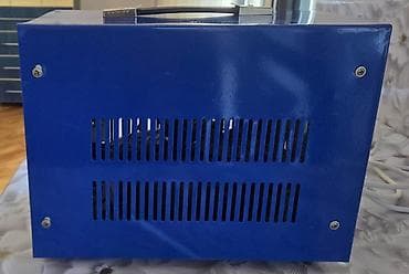 transvarmator: AK LIGHT şirkətinin SVC-3000VA modelindən olan avtomatik AC gərginlik — 4