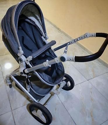 uşaq üçün manej: Araba yaxsi veziyyetde qiymet son.Unvan Gunesli — 2