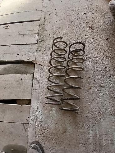 Аксессуары и тюнинг: Məhsul: Avtomobil ehtiyat hissələri dəsti Təsvir: - Ön (və ya arxa) — 3