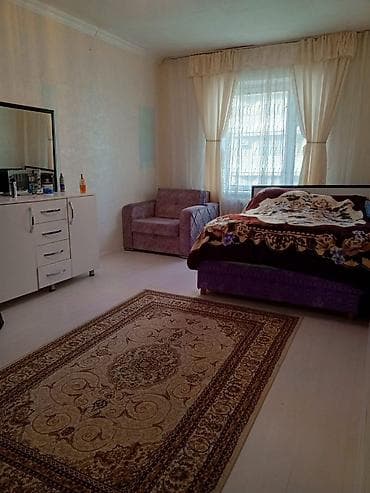 kafiler: Mənzilin təsviri: - İşıqlı və geniş planlı mənzil. Böyük pəncərələr — 3