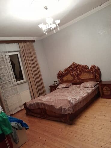 Гаражи: 3 комнаты, 110 м², Средний ремонт — 4