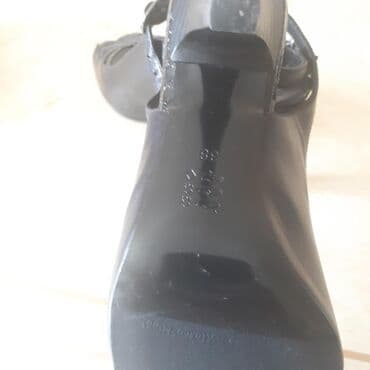 basanoşka 2022: Ölçü: 38, rəng - Qara, İşlənmiş — 6