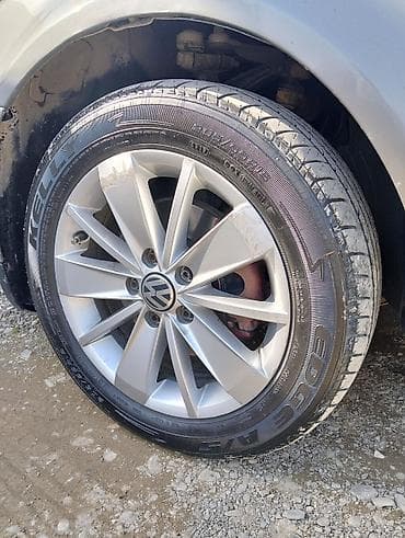 Volkswagen Passat: 1.8 l | 2002 il Sedan lalafo.az -da Volkswagen Passat: 1.8 l | 2002 il Sedan