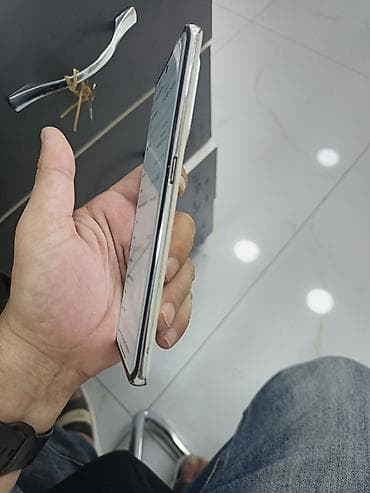 modio m63 tablet: Oppo Reno8 T 5G, 256 GB, rəng - Gümüşü, Barmaq izi — 3
