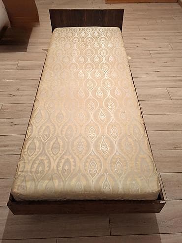İşlənmiş, Təknəfərlik çarpayı, Matras ilə, Siyirməsiz — 1