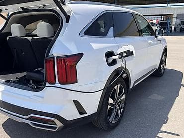 avtomobil gence: Kia Sorento: 1.6 l | 2023 il Ofrouder/SUV — 4