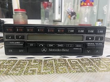 Maqnitofonlar: Mercedes-Benz orijinal avtomobil maqnitofonu/radiosu (Becker Audio) — 1
