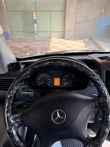 keys sat: Mercedes-Benz Sprinter: 2.2 l | 2012 il Mikroavtobus — 4