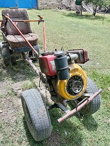 İki oxlu, oturacaqlı mini traktor/qoşqulu motoblok əsaslı özəl yığım