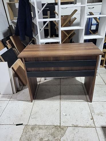 Sifarişlə ev mebeli: Düz masa, Polkasız, Siyirməli, Teksturalı laminat — 5