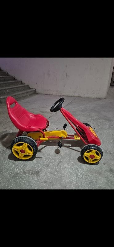 moms 4: Uşaq pedallı karting maşını - Rənglər: qırmızı-sarı - Pedallı — 1