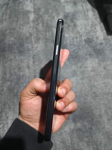 z flip 4: Huawei nova Y71, 256 GB, rəng - Qara, Barmaq izi, Face ID — 2