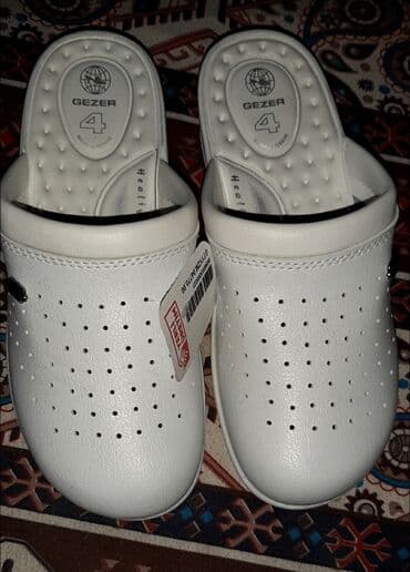 tibb xalatlari: Tibbi sabo qadınlar üçün.Türkiyə istehsalı.Razmerlər — 3