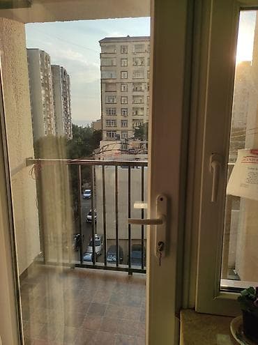 Mənzillər: Həzi Aslanov qəs., 3 otaqlı, Yeni tikili, m. Həzi Aslanov, 66 kv. m — 8