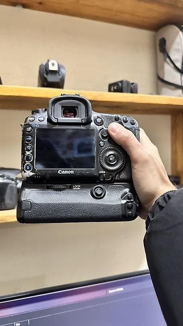 5d mark: Canon EOS 5D Mark III — peşəkar tam kadr (Full‑Frame) DSLR fotoaparat — 3
