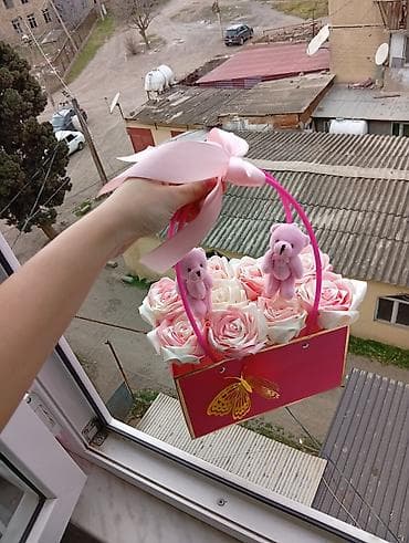 atlas parca: Hədiyyəlik dekorativ güllü səbət kompozisiyaları - Dizayn — 3