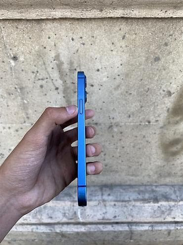 iphoneler: IPhone 13, 128 GB, Göy, Zəmanət, Simsiz şarj, Face ID — 5