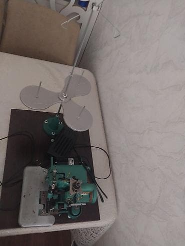 tikiş mawini: Sənaye tipli overlok tikiş maşını - Model: GNF-1D (üstündə istehsalçı — 4