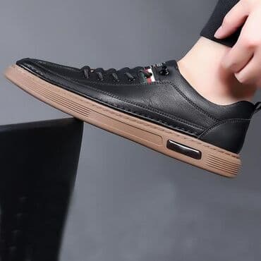 barya ayakkabı: WhatsApp aktivdir ünvan 28May Af biznes house və Grandmartın yanı — 1