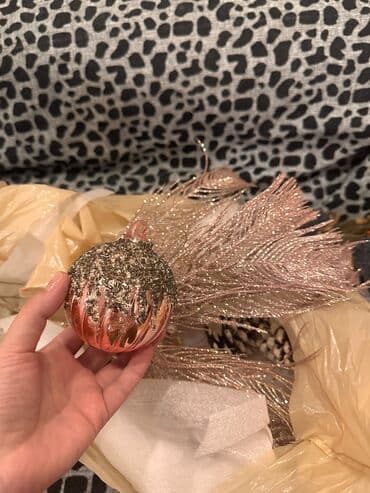 novruz bezeyi: Yeni il bəzək dəsti temiz şüşədəndir baha alinib - Rəng: roz-qızılı — 1