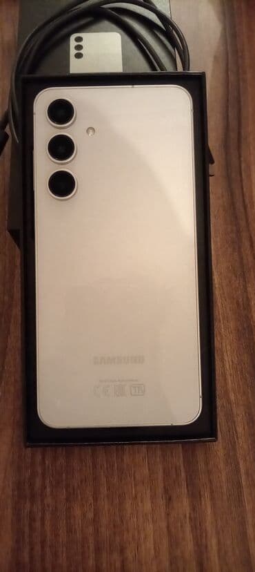 Honor: Samsung Galaxy S24, 128 GB, rəng - Ağ — 4