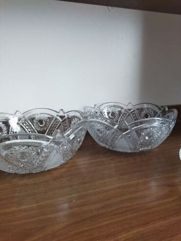 Sovet vaxtının böyük meyvə vazı.Təp təzədir.Əvvəlki