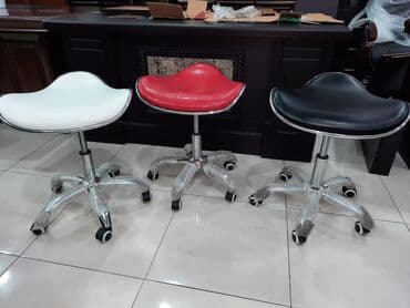 açılıb yığılan oturacaqlar (kreslolar): Oturacaq kreslo təkərli pufik şəkildə gördüyünüz modellərdən hansı var — 3