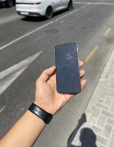 iphone 15 qiymət: IPhone 15 Pro, 256 GB, Natural Titanium, Face ID — 9