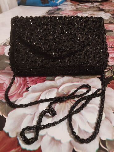 xarı bülbül icon: Qara muncuqlu gecə çantası - Rəng: tünd qara - Üzəri sıx şəkildə — 2