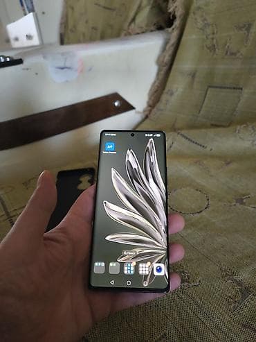 telefonlar honor: Honor 70, 256 GB, rəng - Qara, Face ID — 1