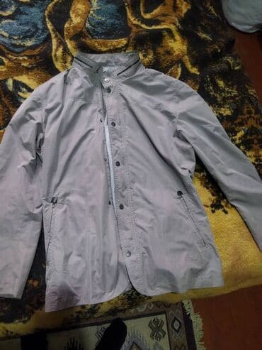 Futbolkalar: Boyuk beden ucundu 56 razmer Turk brendi kiğili . Az istifade edilib — 1