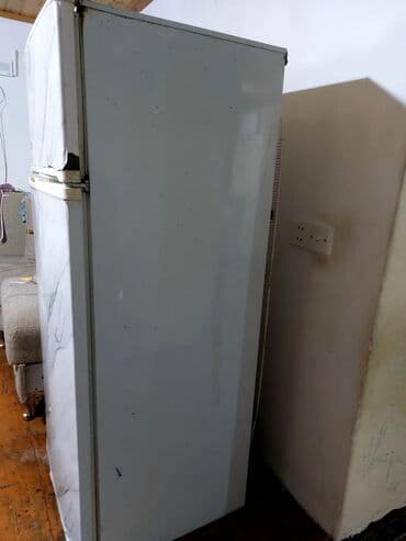 оконный кондиционер баку: İki qapılı məişət soyuducusu - Üst bölmə: dondurucu (ayrı qapı ilə) - — 2