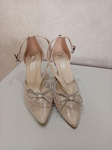 ofisant bey: 35razmer əla vəziyyətdədi 1dəfən geynilib — 1