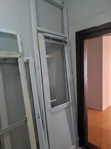 İşlənmiş Plastik qapı Ünvandan götürmə — 2