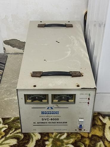 stepenišni automat: HOSSONI SVC-8000 AC Automatic Voltage Regulator - Tip: Servo motor — 2