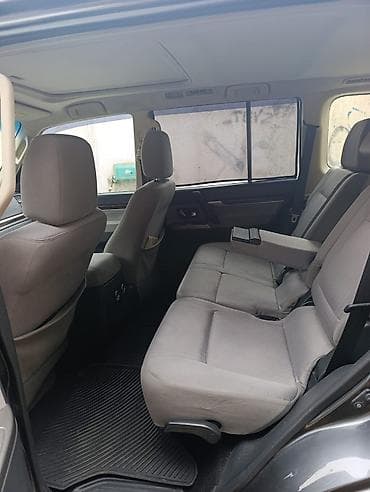 Rəsmi servis maşınıdır kitabçasında var.Vuruqu, idarirenglenmesi — 4