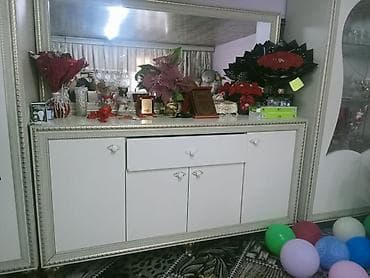 islenmis ofis kreslolari: Masa və oturacaqlar — 2