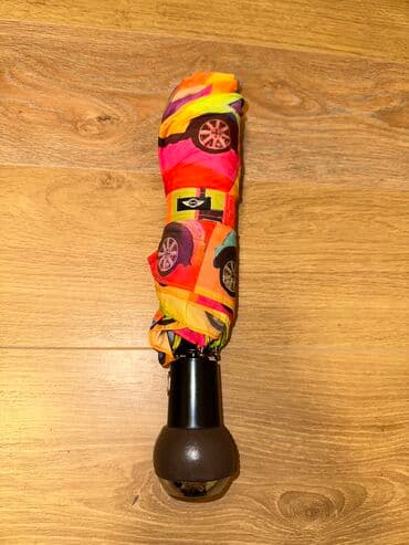 vizitka qabları sənədlər ucun saxlanma qabları: Бренд:Mini Cooper Диаметр купола:98 см Материал купола:Полиэстер — 2