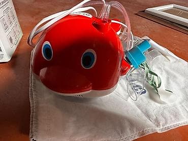 Uşaq üçün inqalyasiya aparatı. Bütün əşyaları, kitabçası içində. Çox