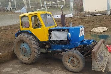 qaz 54 satisi: Traktor-universal buldozer bıçağı ilə - Ön hissədə güclü buldozer — 3