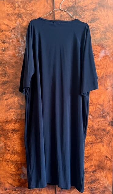 женские платья комбинация: Bu geyim qadınlar üçün nəzərdə tutulmuş müxtəlif üslublu iki paltardan — 24