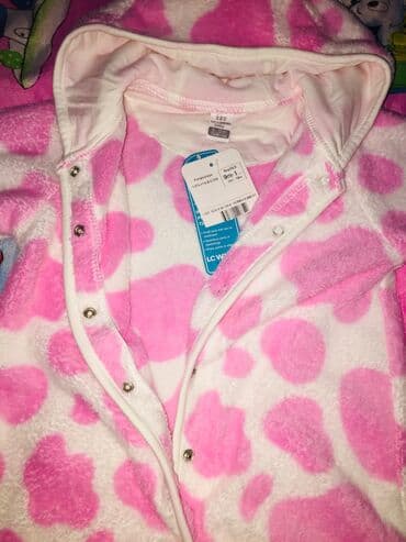 Dəstlər: Waikiki 9-12mes. Noviy,plyuweviy,myaqkiy,yarkiy kombinezon — 2