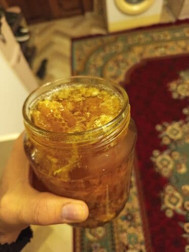 Salam təmiz şabalıd balı təhnə balı Oğuz rayonundan gəlib kilosu 60