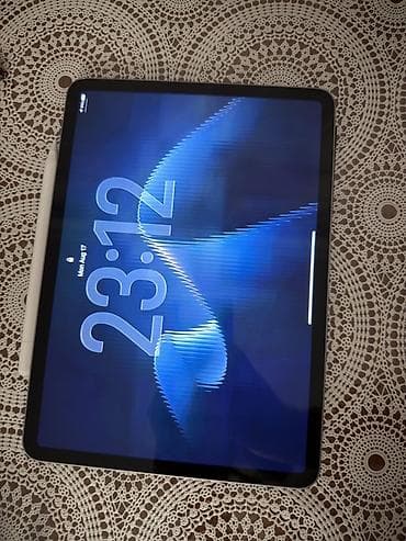 Apple iPad Pro (qələm ilə 600, tək ipad 500 ) - Model: iPad Pro