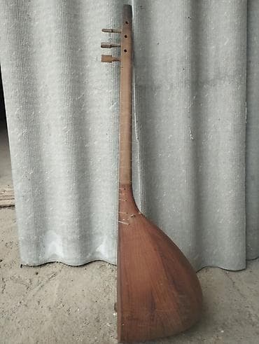 математика 4 класс мсо 1: Saz – 3 mizrablı, uzun qol, armud formalı korpusa malik xalq çalğı — 4