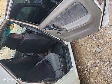 c 200 mercedez: QAZ 3110: 2.3 l | 2002 il 153545 km Sedan — 5