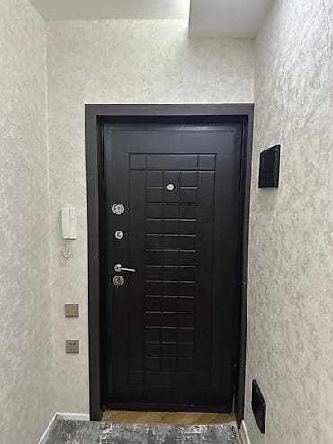 Dəhliz və giriş üçün tam hazır interyer paketi - Qapı: Tünd qəhvəyi