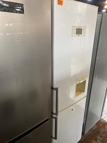 Soyuducu Paltaryuyan televizor vitrinlerin satış mərkəzi: 2 qapılı LG Soyuducu Satılır, rəng - Ağ, Dispenserli