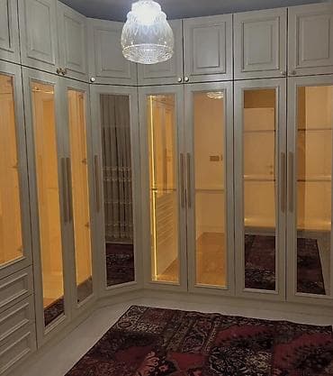 uzun: Künc yerləşimli, klassik üslubda qarderob sistemi - L‑şəkilli dizayn — 4