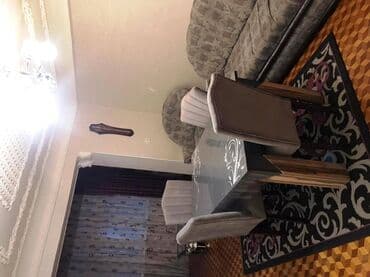 insacilarda kiraye evler: Yasamal rayonu,İnşaatçılar metrosunun yanında,3 otaqlı,sahəsi — 2